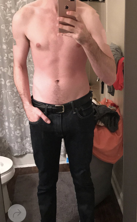 Naakte gelekte OnlyFans-foto van A
