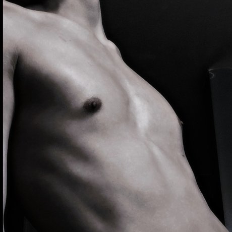 Naakte gelekte OnlyFans-foto van Rorschach Ransom