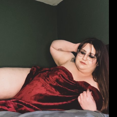 Sara Mckenzie Vip