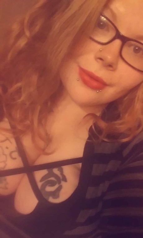 Naakte gelekte OnlyFans-foto van Cherokee