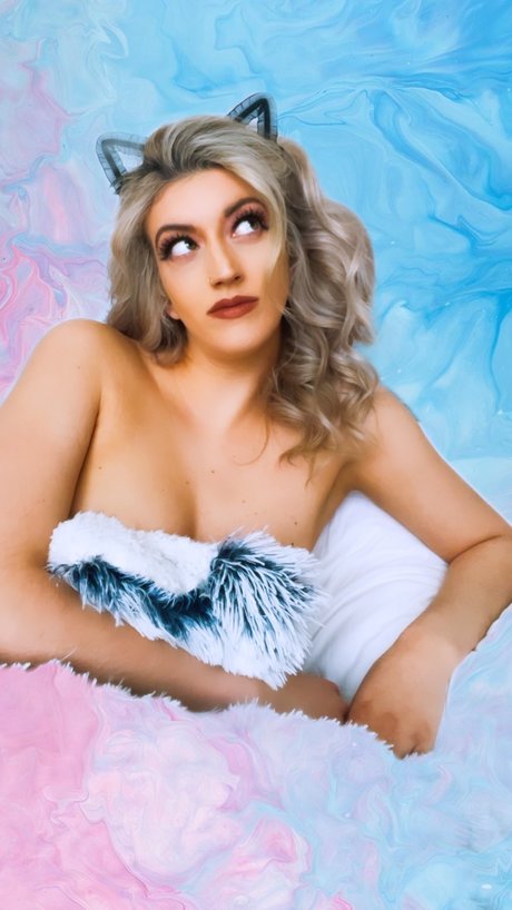 Naakte gelekte OnlyFans-foto van Liv