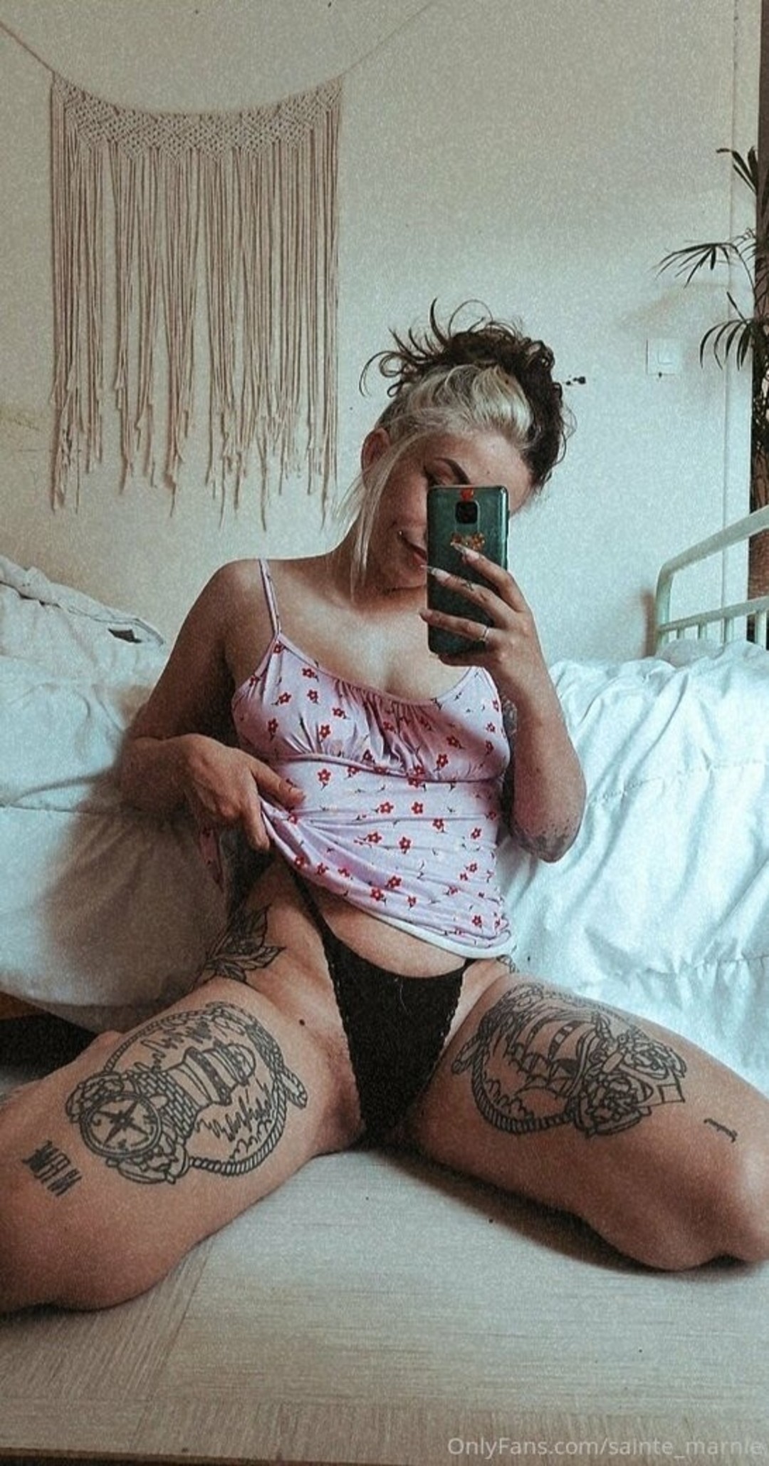 Naakte gelekte OnlyFans-foto van Saintemarnie #49 Naakte gelekte OnlyFans-foto van Saintemarnie #49