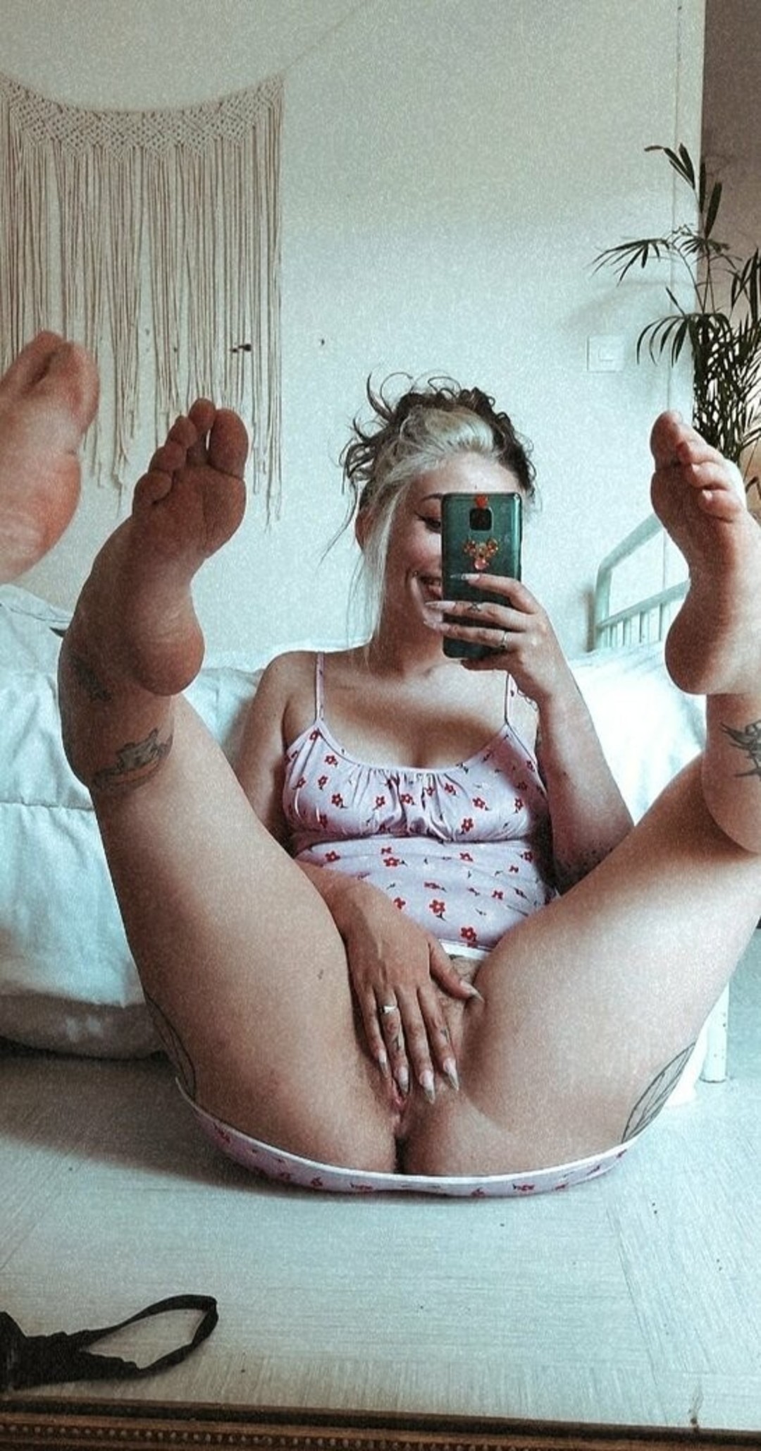 Naakte gelekte OnlyFans-foto van Saintemarnie #51 Naakte gelekte OnlyFans-foto van Saintemarnie #51