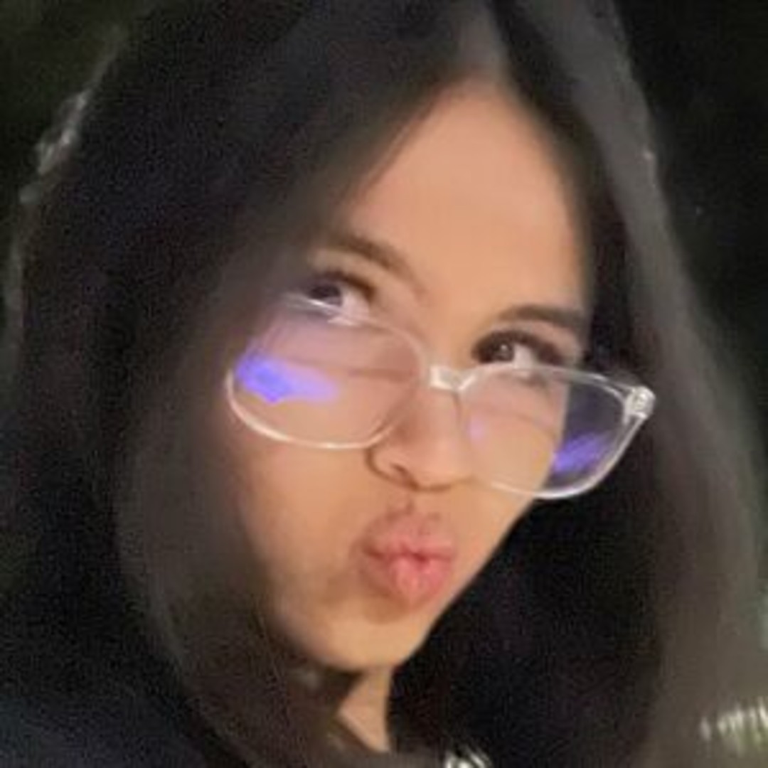 Naakte gelekte OnlyFans-foto van Snowiislxt #21 Naakte gelekte OnlyFans-foto van Snowiislxt #21