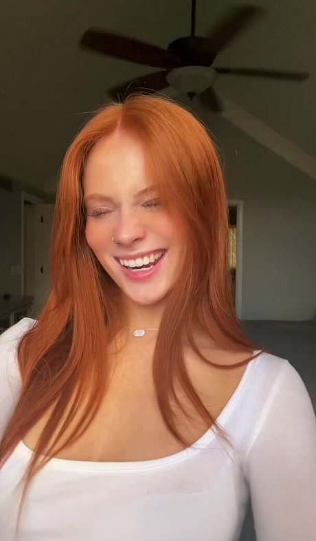 Naakte gelekte OnlyFans-foto van Harley Haisley