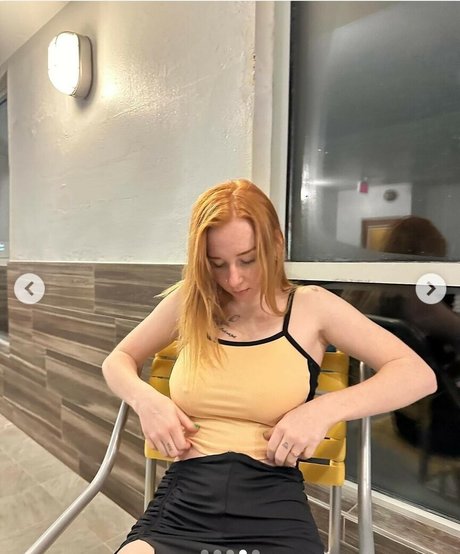 Naakte gelekte OnlyFans-foto van Katarinakastle