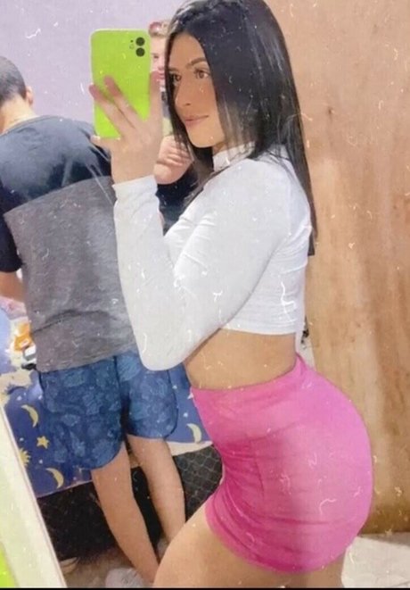 Larissa Soares