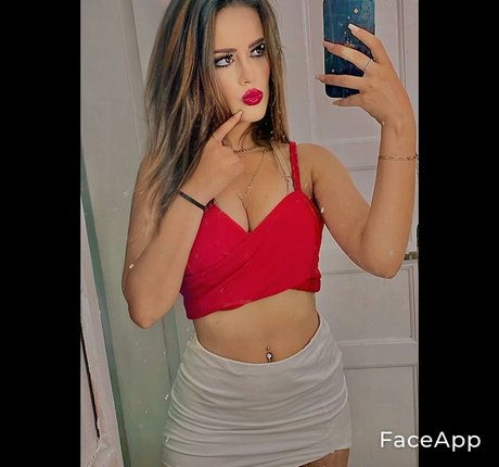 Naakte gelekte OnlyFans-foto van Melanie Ott