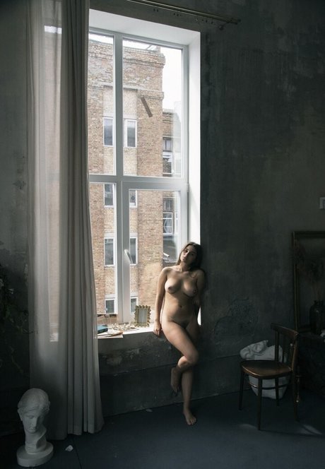 Naakte gelekte OnlyFans-foto van Avrelia Amaris