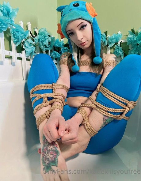 Naakte gelekte OnlyFans-foto van Katiekillsyoufree