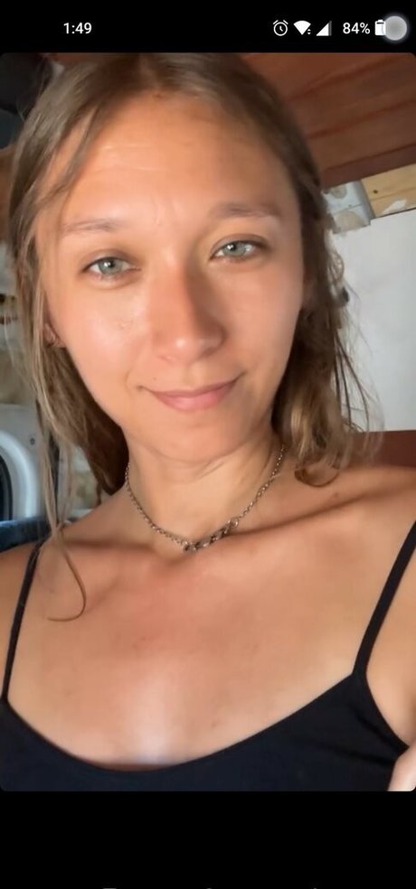 Nikita Crump
