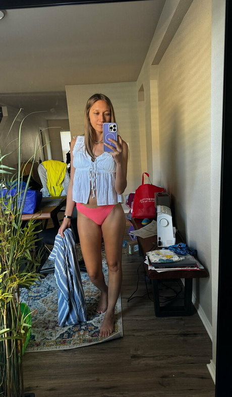 Nikita Crump