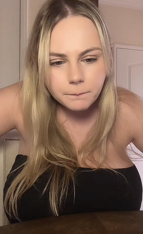 Emspensiveemily