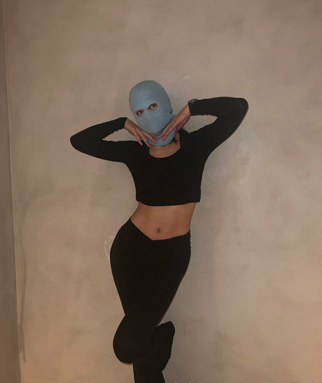 Naakte gelekte OnlyFans-foto van Milamask