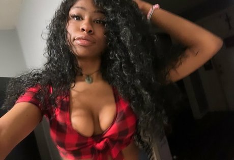 Naakte gelekte OnlyFans-foto van Rwtarded