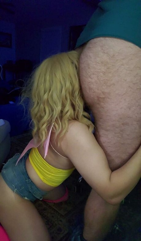 Naakte gelekte OnlyFans-foto van Kilee Kat