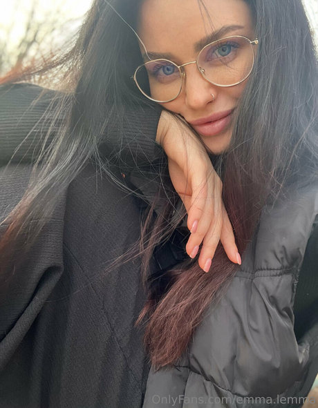 Naakte gelekte OnlyFans-foto van Emmalemma