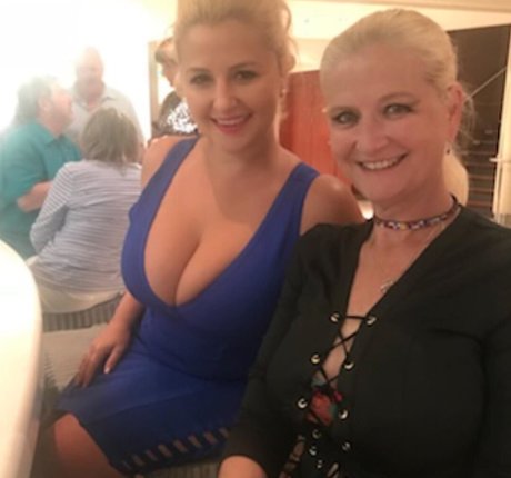 Naakte gelekte OnlyFans-foto van Jackie K