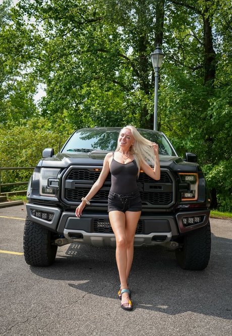 Naakte gelekte OnlyFans-foto van Maddyspremium