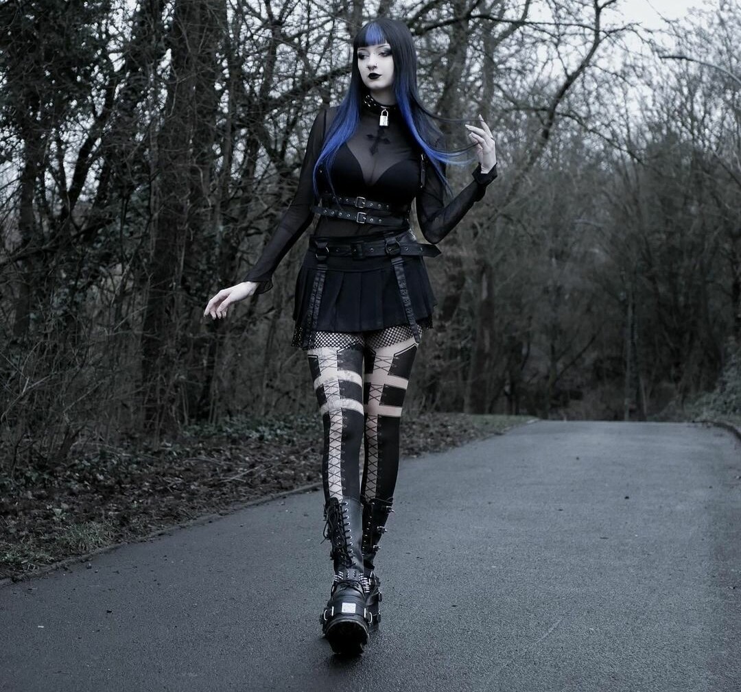 Naakte gelekte OnlyFans-foto van Creepycassy #47 Naakte gelekte OnlyFans-foto van Creepycassy #47