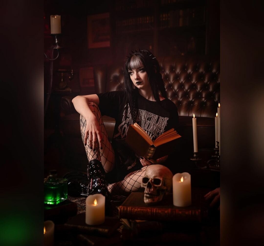 Naakte gelekte OnlyFans-foto van Creepycassy #57 Naakte gelekte OnlyFans-foto van Creepycassy #57