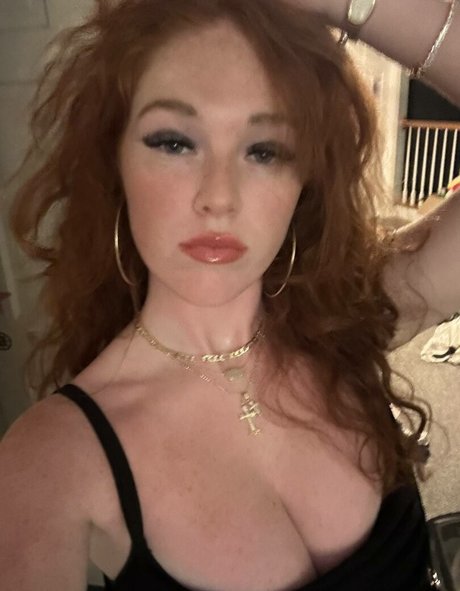 Naakte gelekte OnlyFans-foto van Kenziemahar