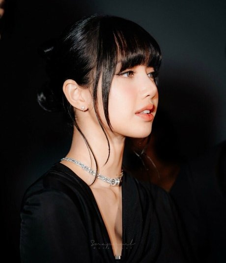 Lisa Blackpink