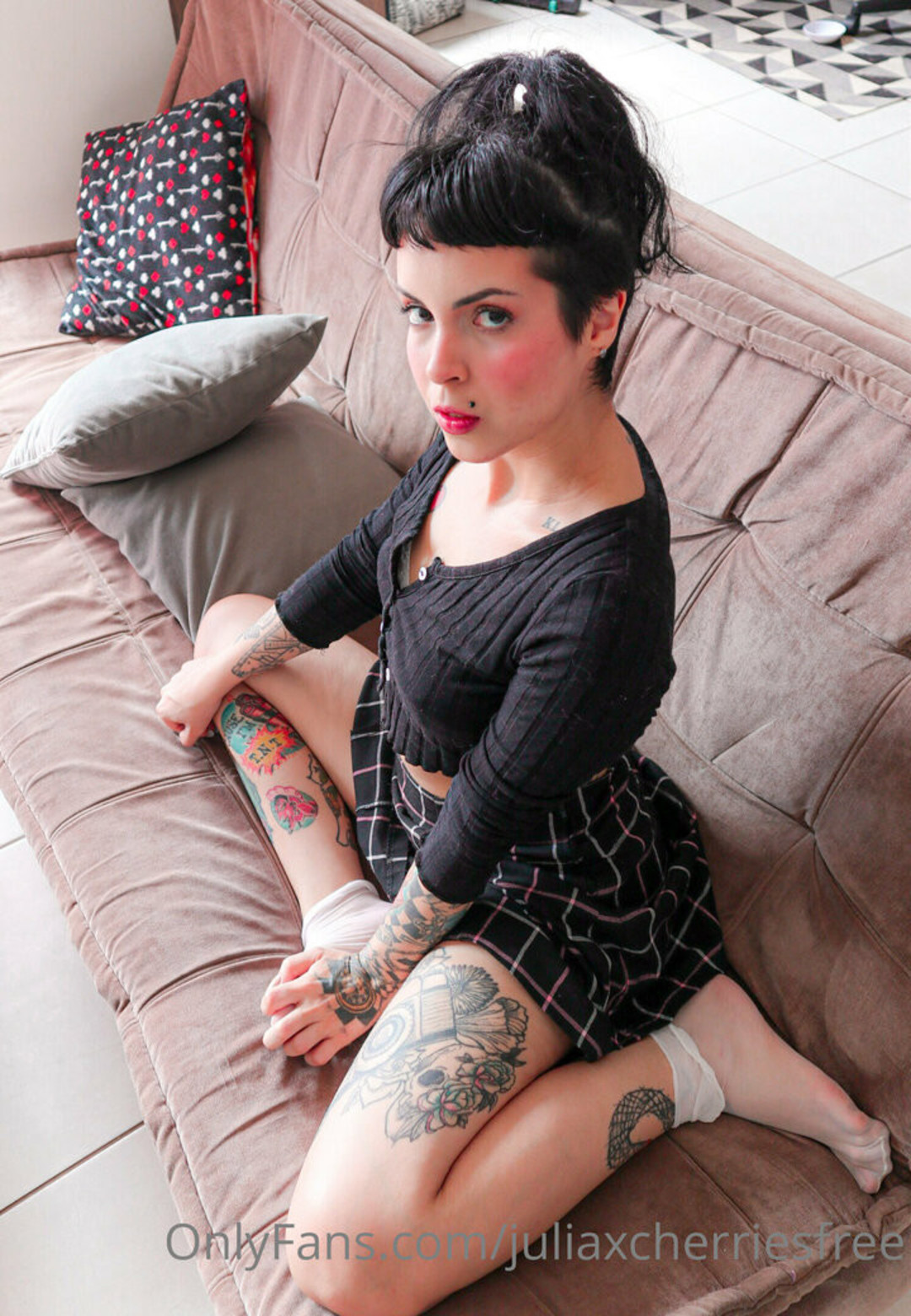 Naakte gelekte OnlyFans-foto van Juliaxcherriesfree #14 Naakte gelekte OnlyFans-foto van Juliaxcherriesfree #14