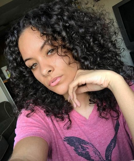 Nicole A Foster