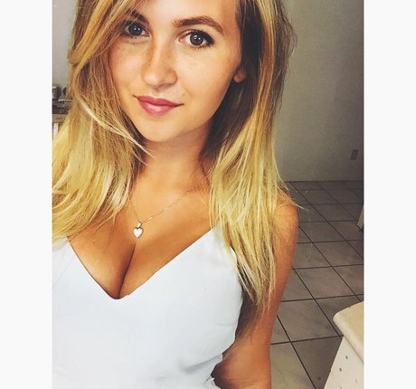 Aimee Eline