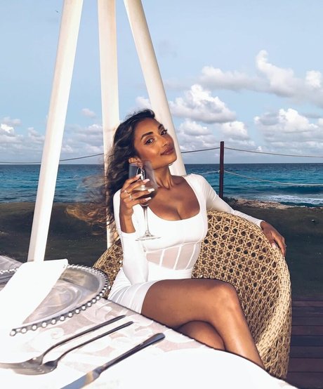 Zia Natasha Lehman