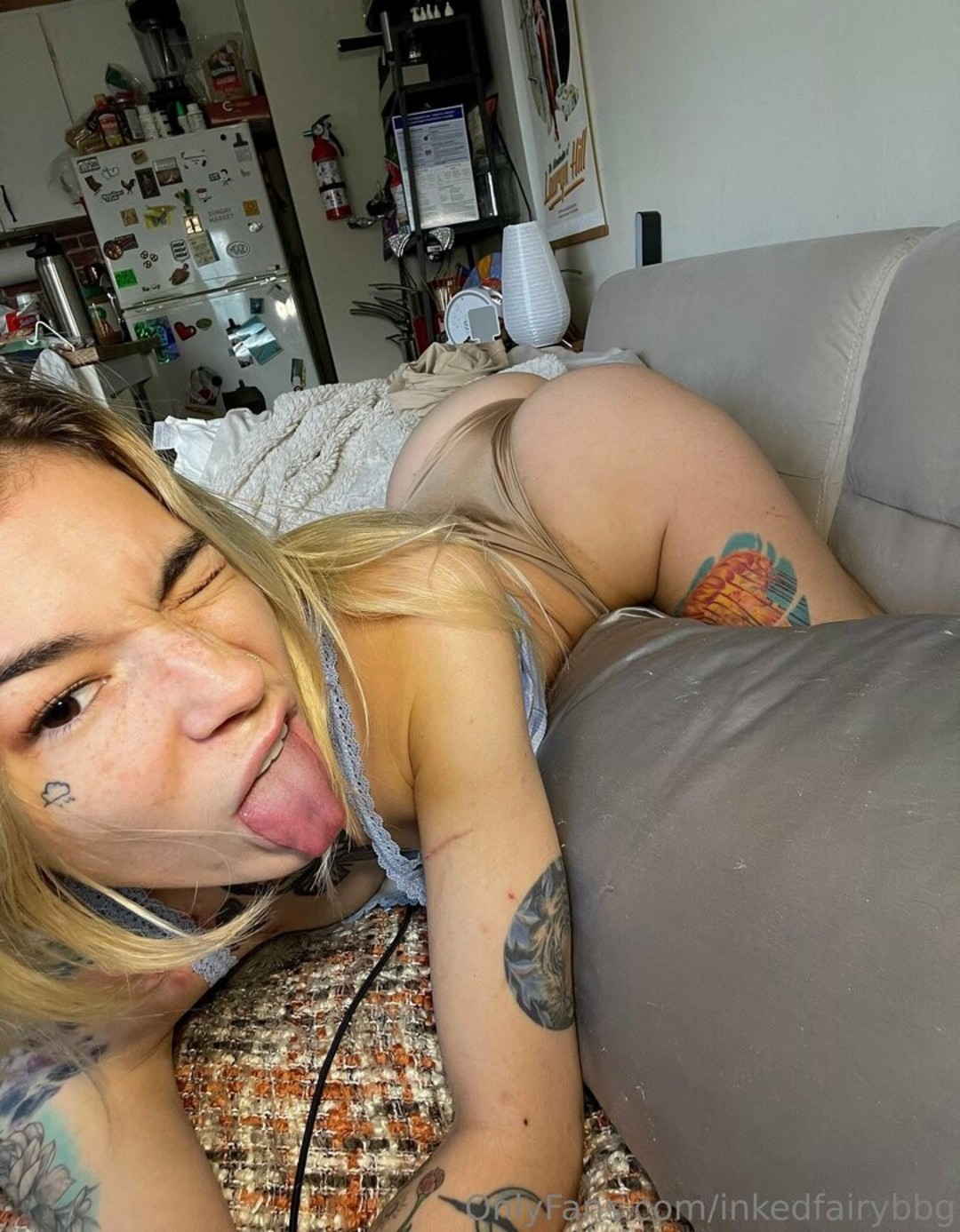 Naakte gelekte OnlyFans-foto van Ioana Vibez #4 Naakte gelekte OnlyFans-foto van Ioana Vibez #4