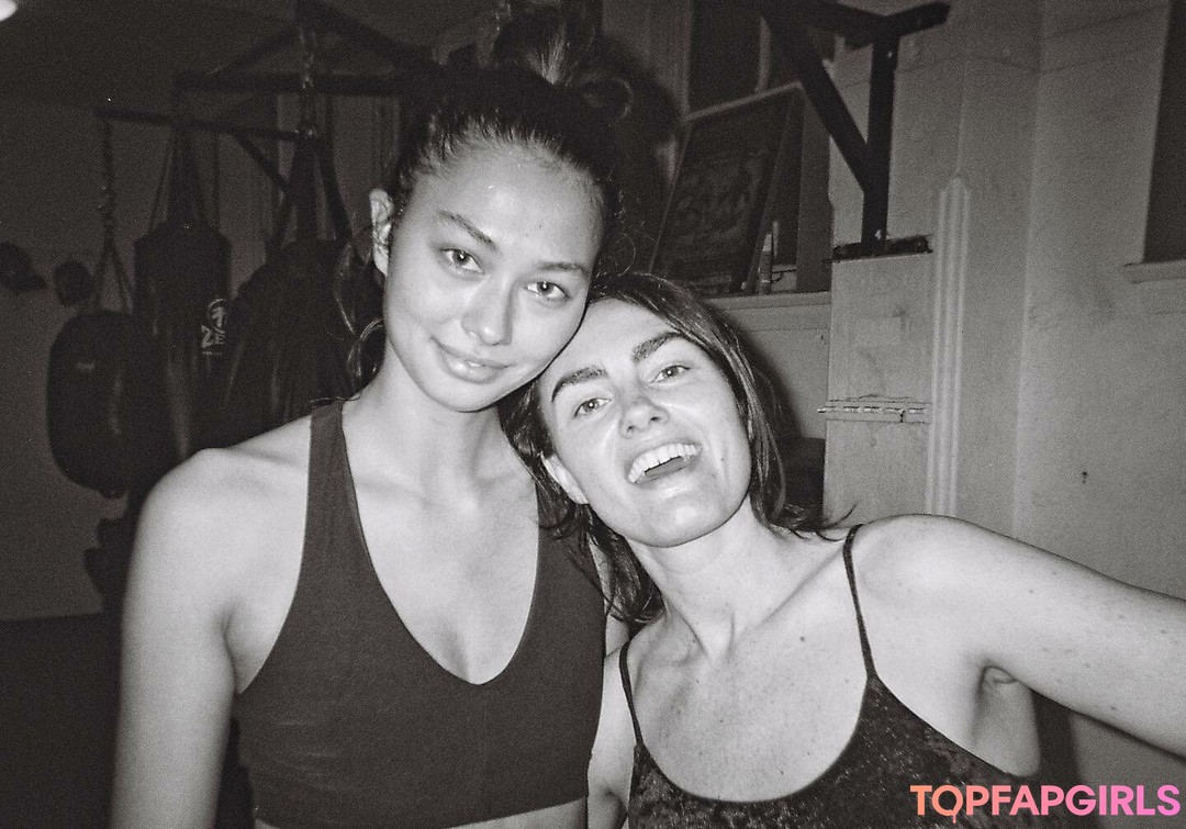 Naakte gelekte OnlyFans-foto van Bridget Gao Hollitt #101 Naakte gelekte OnlyFans-foto van Bridget Gao Hollitt #101