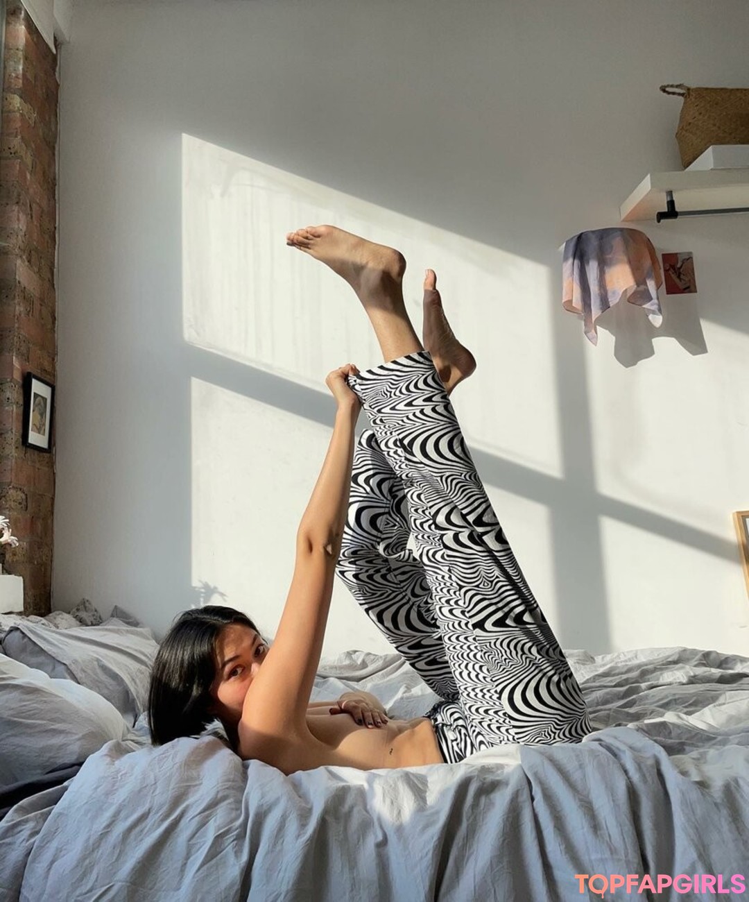 Naakte gelekte OnlyFans-foto van Bridget Gao Hollitt #111 Naakte gelekte OnlyFans-foto van Bridget Gao Hollitt #111