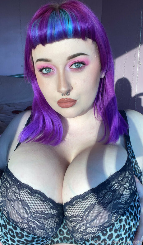 Chloe_nsfw