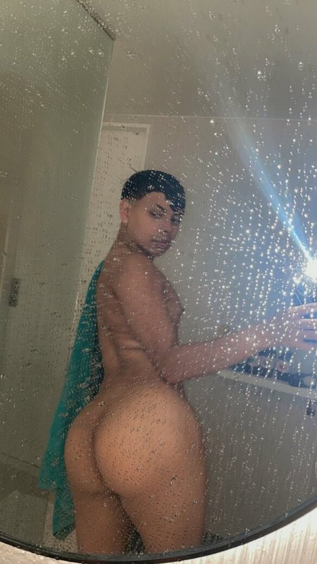 Yourplaybunnyy