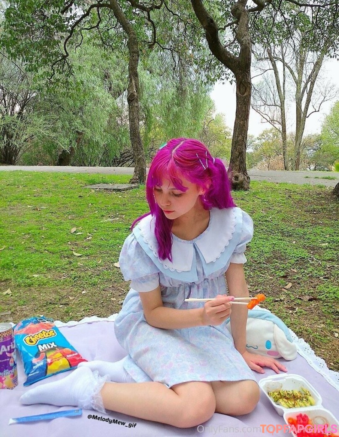 Naakte gelekte OnlyFans-foto van Melodymewgif #13 Naakte gelekte OnlyFans-foto van Melodymewgif #13