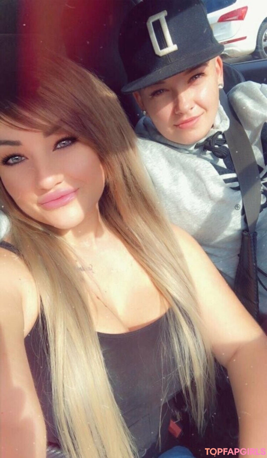 Naakte gelekte OnlyFans-foto van Reallesbiansx #17 Naakte gelekte OnlyFans-foto van Reallesbiansx #17