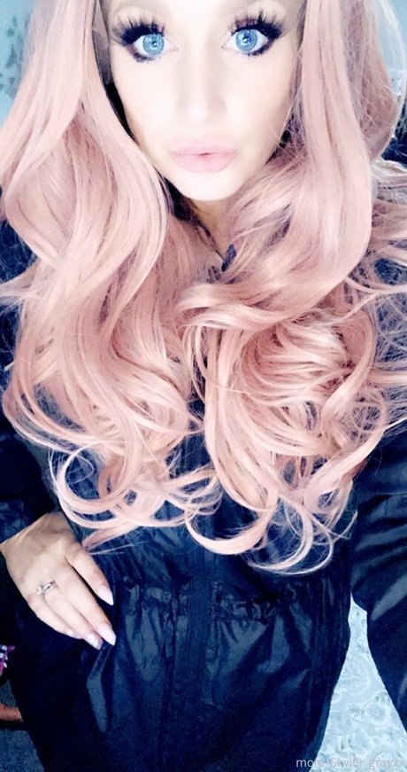 Naakte gelekte OnlyFans-foto van Hotmumskyler