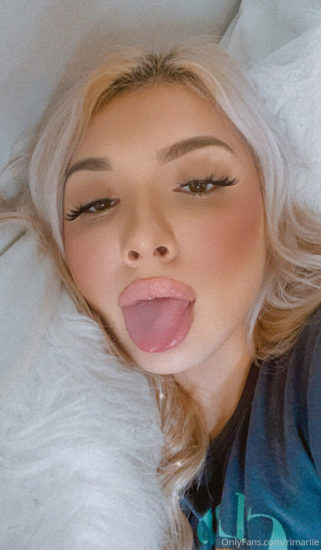 Naakte gelekte OnlyFans-foto van Rimariie