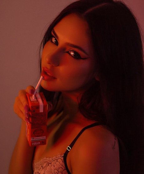 Naakte gelekte OnlyFans-foto van Poliana Arapiraca