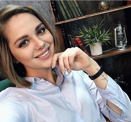 Naakte gelekte OnlyFans-foto van Yumasheva