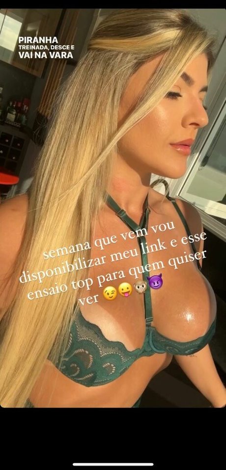 Naakte gelekte OnlyFans-foto van Michaela Vargas