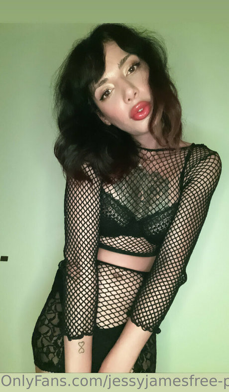 Naakte gelekte OnlyFans-foto van Jessyjamesfreepage