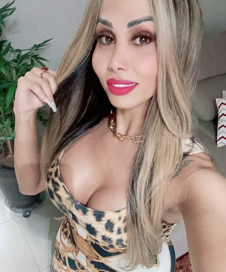 Naakte gelekte OnlyFans-foto van Agatha Ferraz