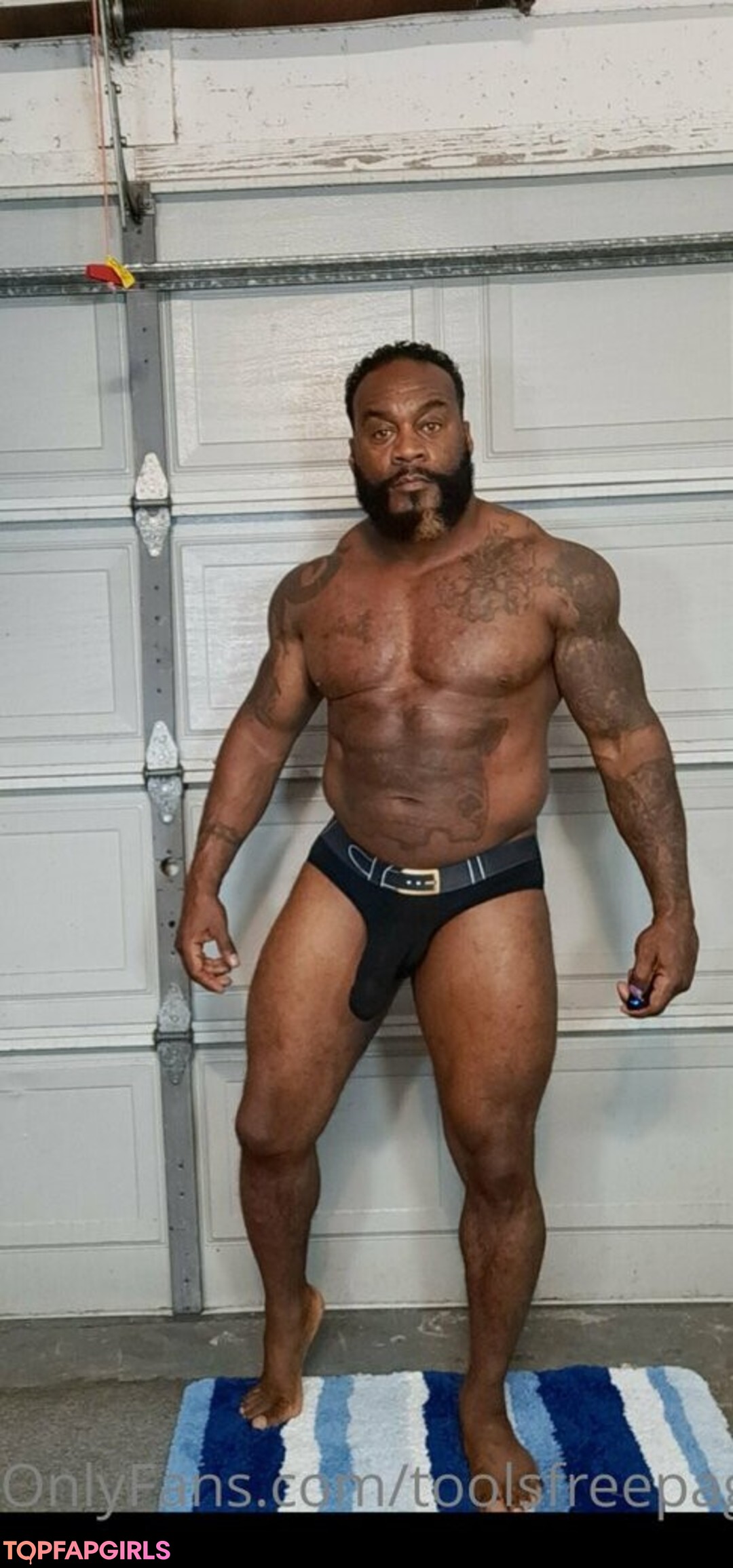 Naakte gelekte OnlyFans-foto van Toolsfreepage #348 Naakte gelekte OnlyFans-foto van Toolsfreepage #348