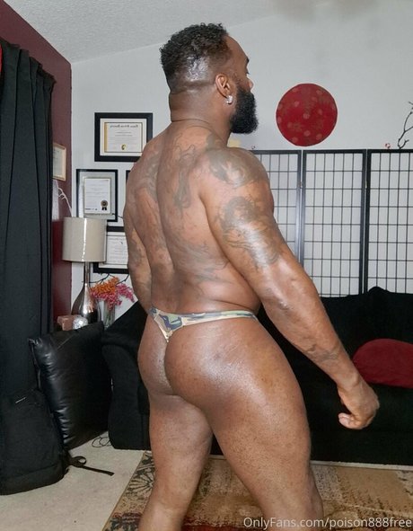 Toolsfreepage Naakte gelekte OnlyFans-foto van Toolsfreepage #457