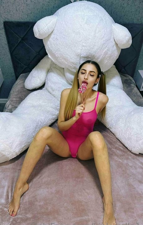 Kinky_ella1
