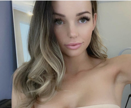 Becca Bangs