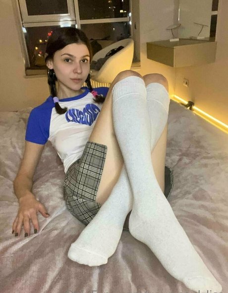 Naakte gelekte OnlyFans-foto van Yoursoullisa